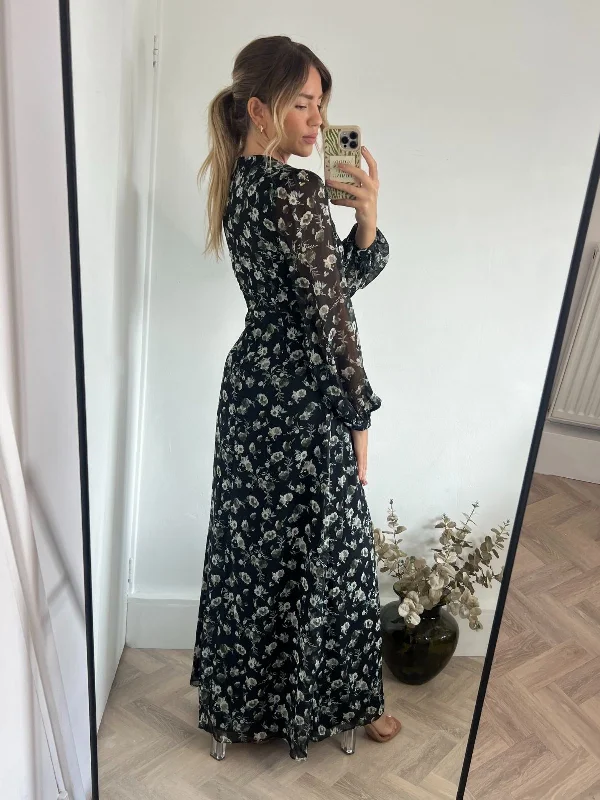 Tami Cut Out Maxi Dress / Black Floral