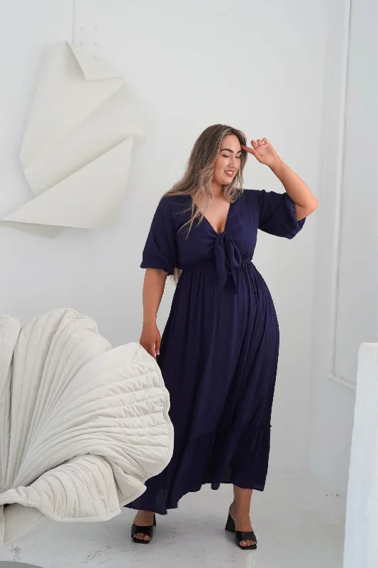 Tara Maxi Dress in Navy