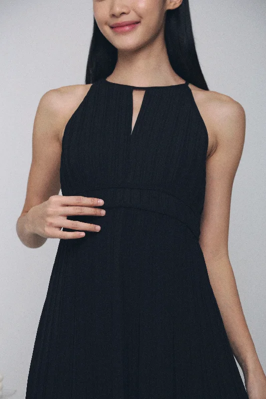 Clinton Pressed Pleat Midi Dress Black