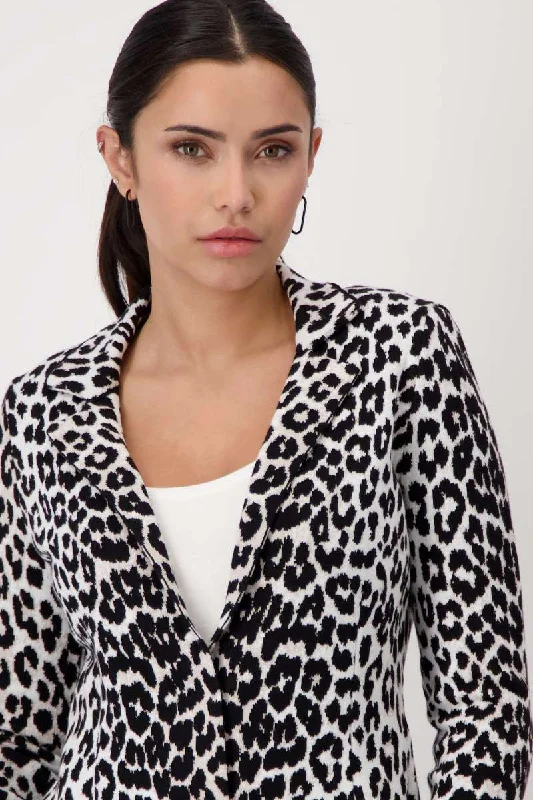 Lapel Collar Jacket 408489MNR in Black Pattern by Monari