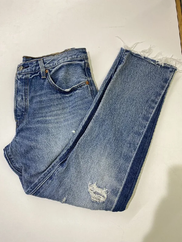 Levis 501 jeans 28